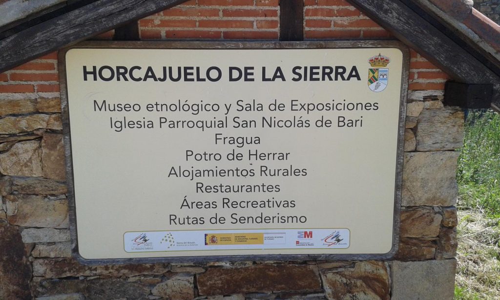 cartel informativo horcajuelo de la sierra