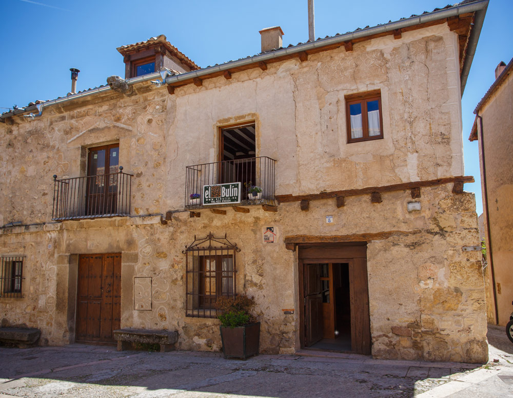 Casa del Serrador está ubicada se encuentra en Pedraza-Segovia.