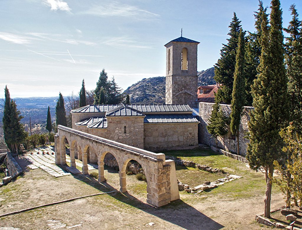 Convento de San Antonio en La Cabrera, una de las cosas que hacer allí