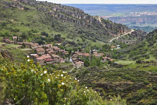 casas pueblos patones