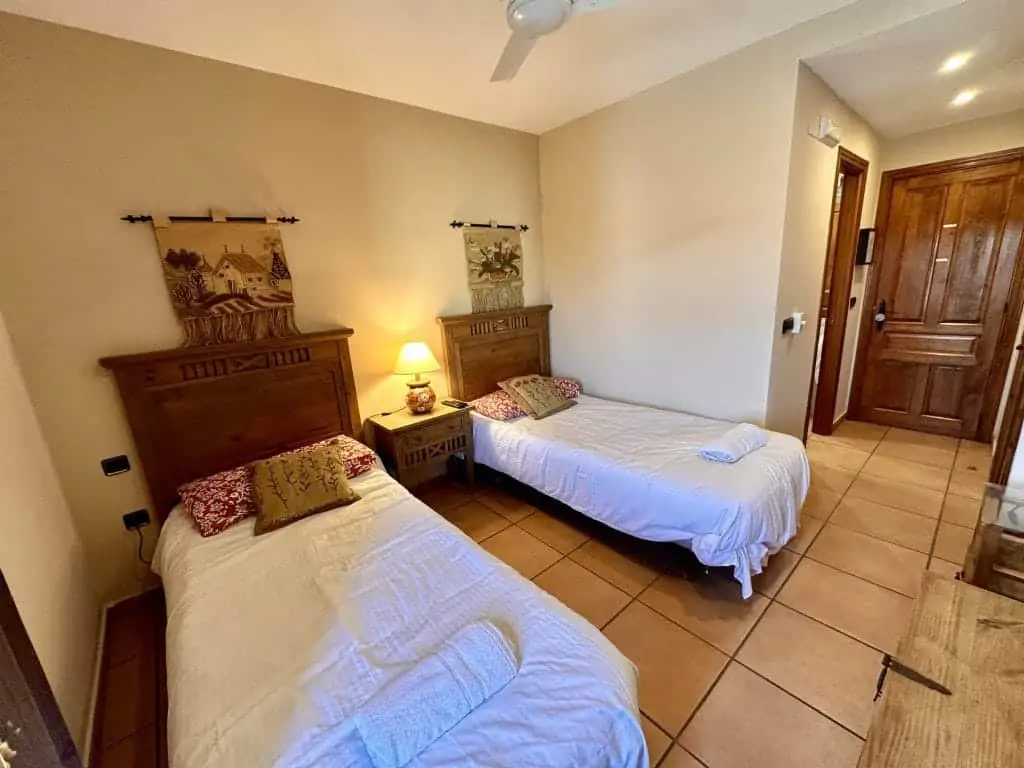 habitacion roble 4 1