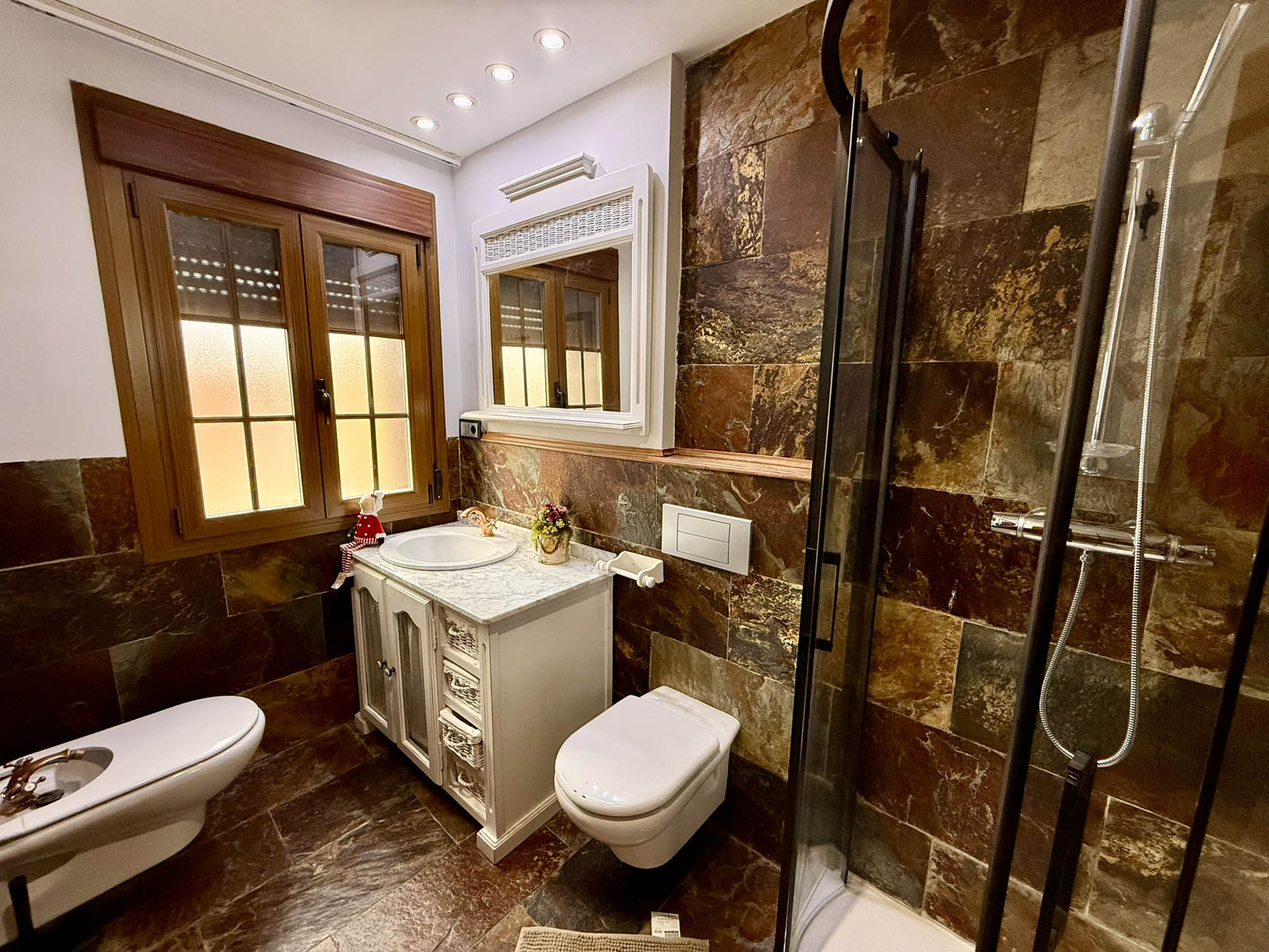 casa rural reduena casa rosita bano 03