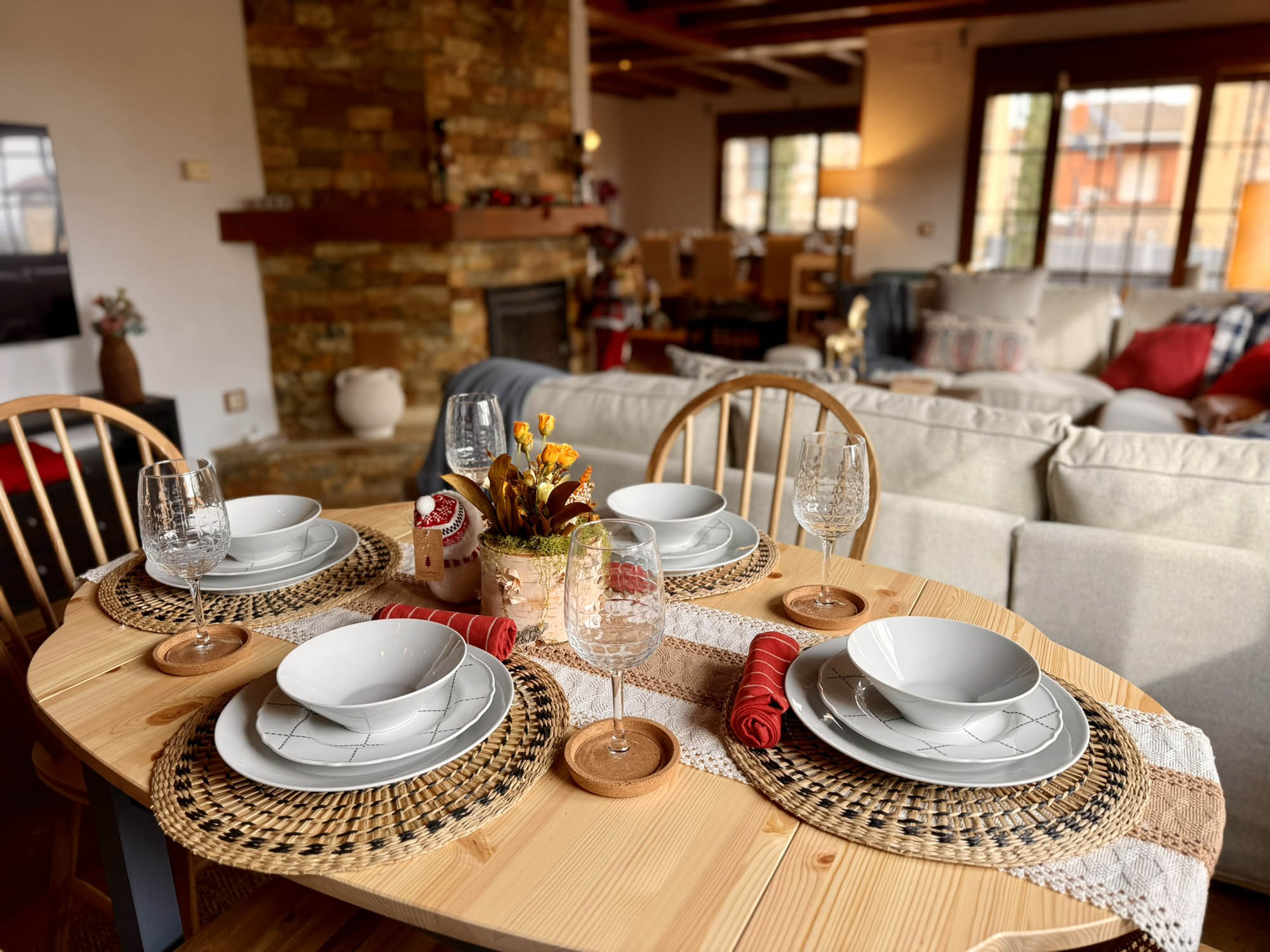 casa rural reduena casa rosita comedor 2