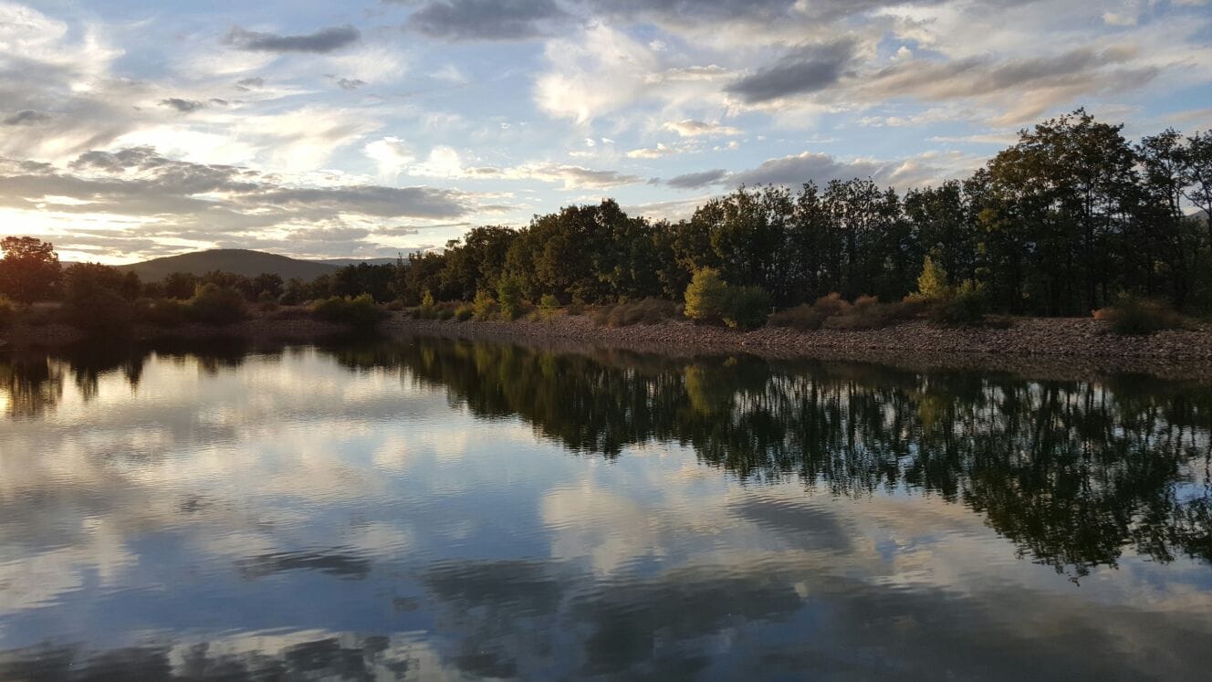 Paisaje rural de Prádena del Rincón en la Sierra Norte de Madrid