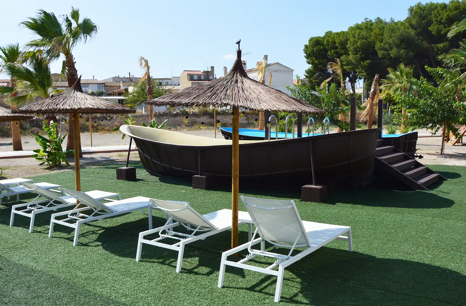 Piscina exterior en Complejo Los Veleros, Ontur